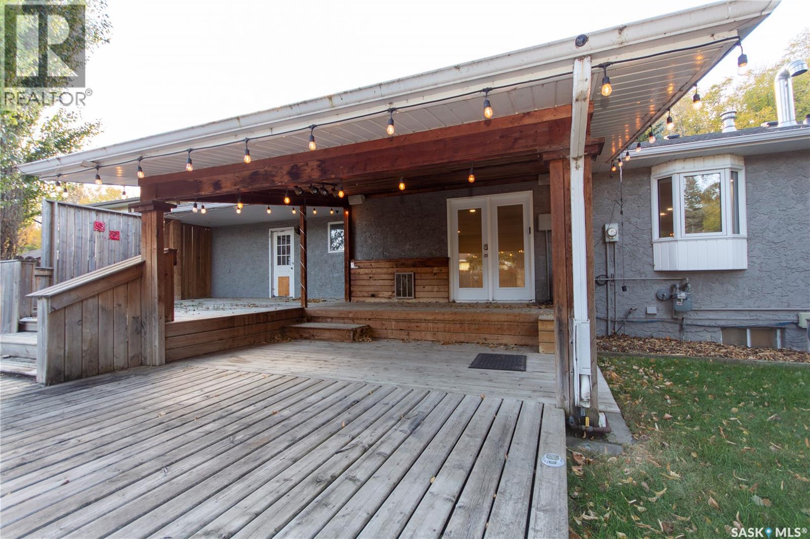 10710 Meighen Crescent Property Photo 46