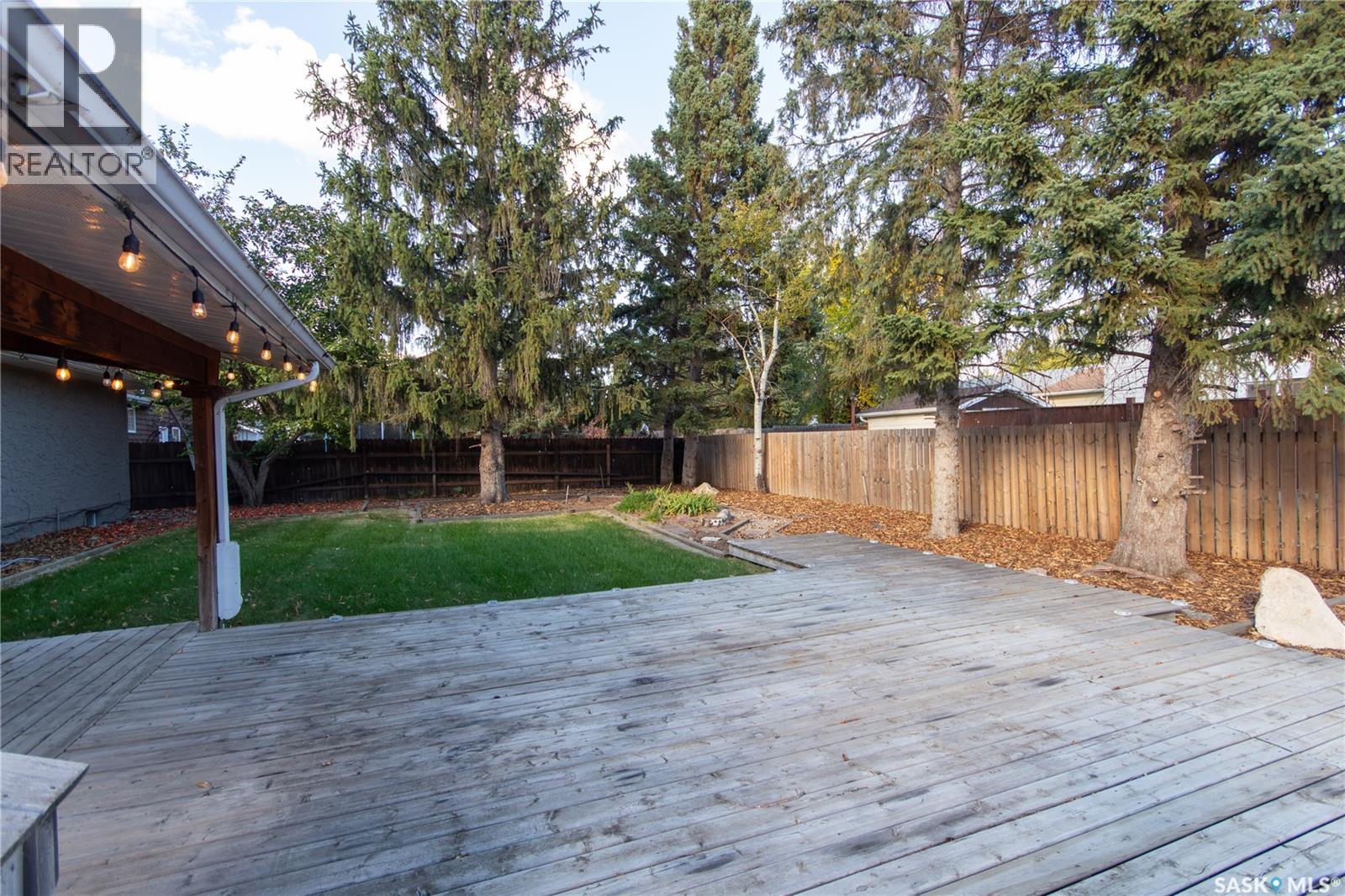 10710 Meighen Crescent Property Photo 48