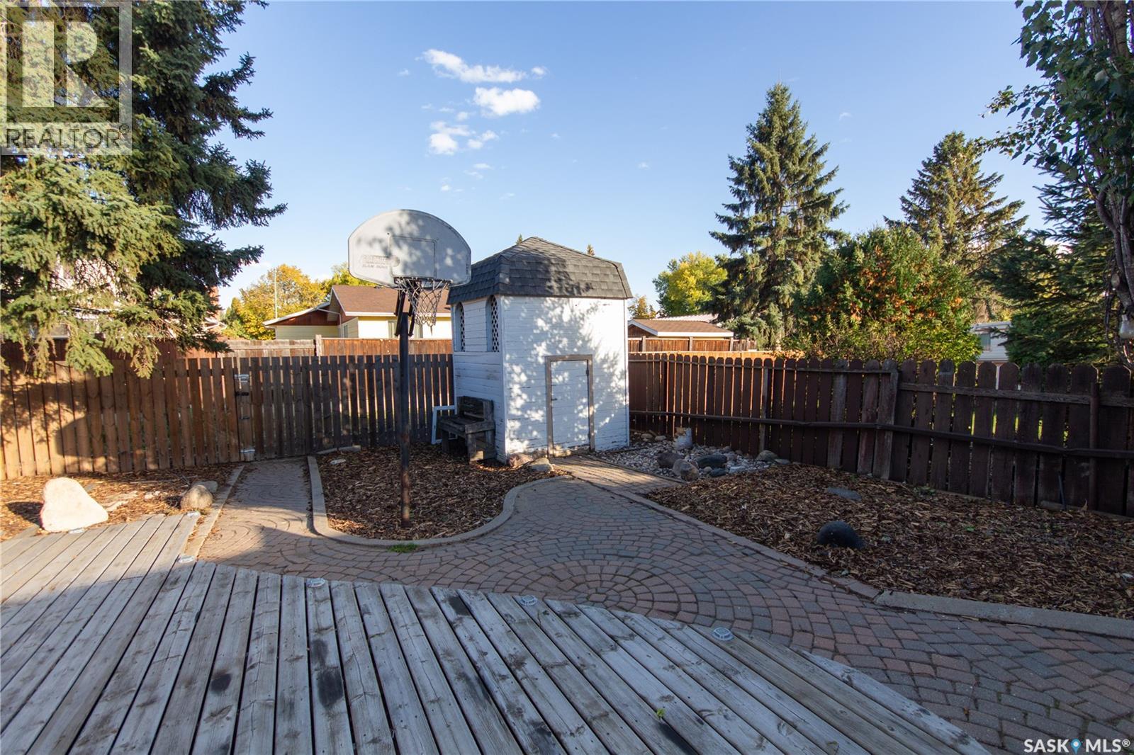 10710 Meighen Crescent Property Photo 49