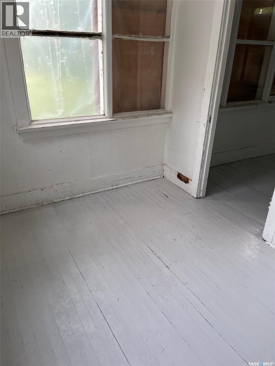 704 West Avenue Property Photo 14