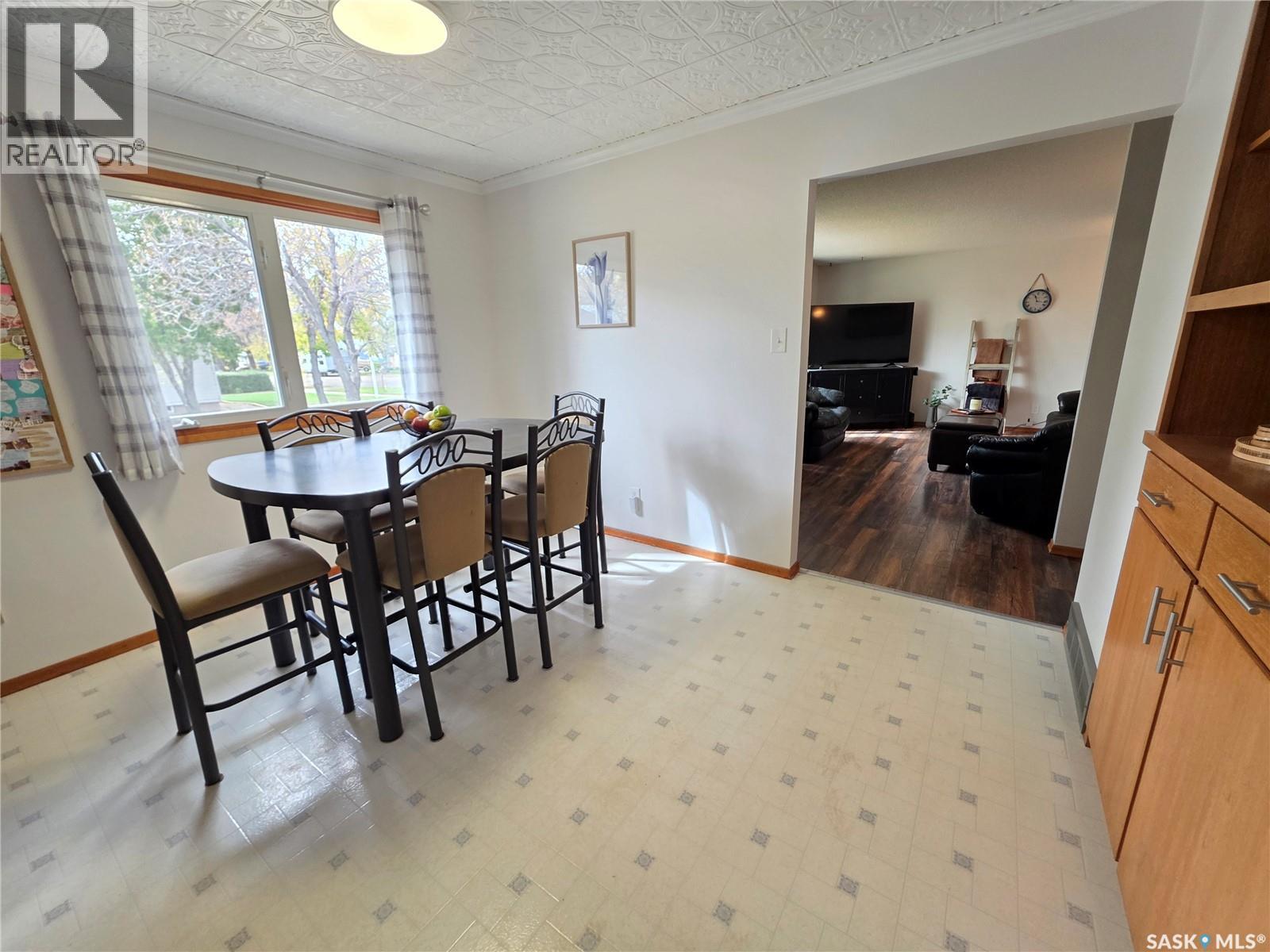 503 Thompson Street Property Photo 6