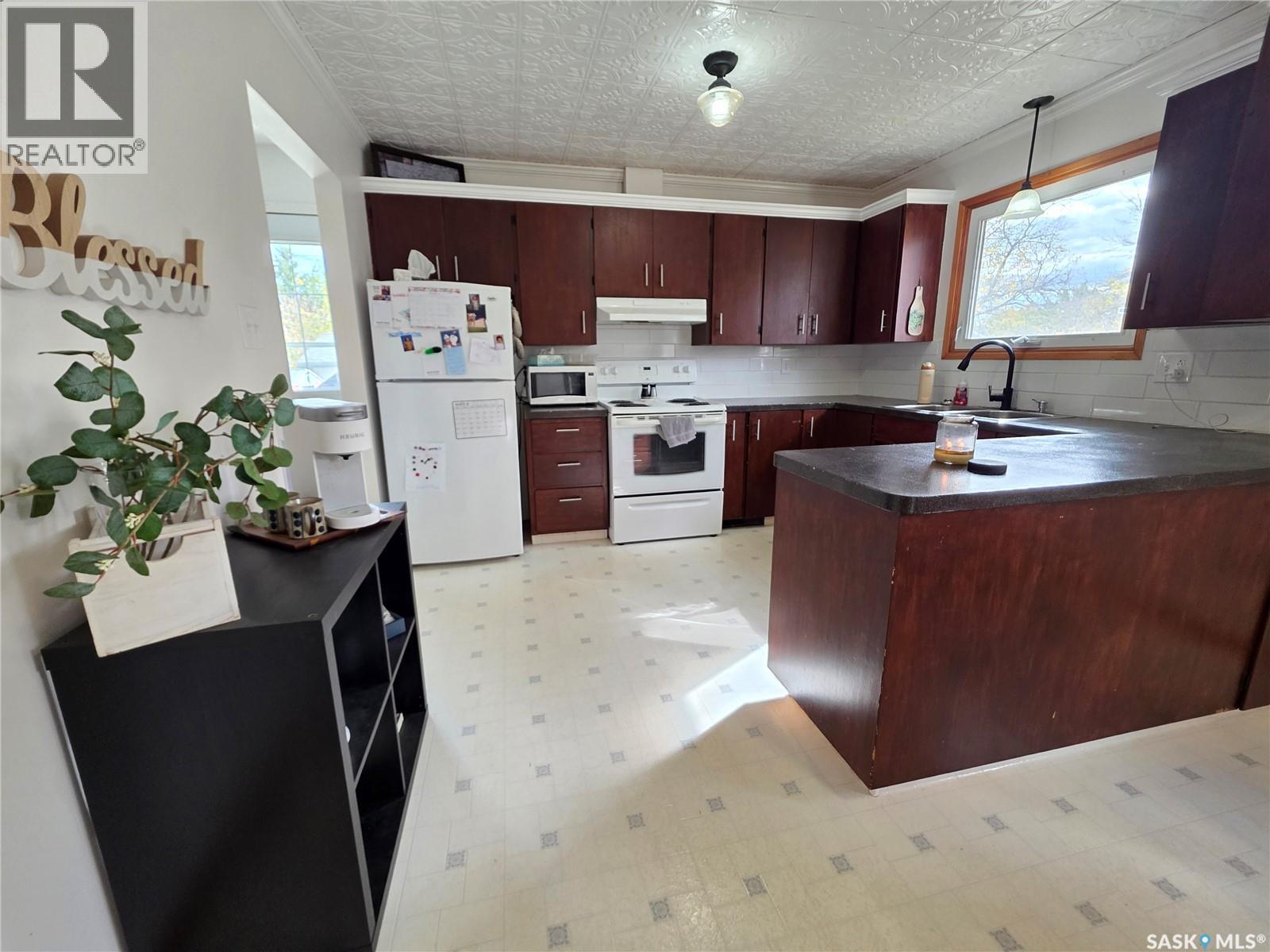 503 Thompson Street Property Photo 7