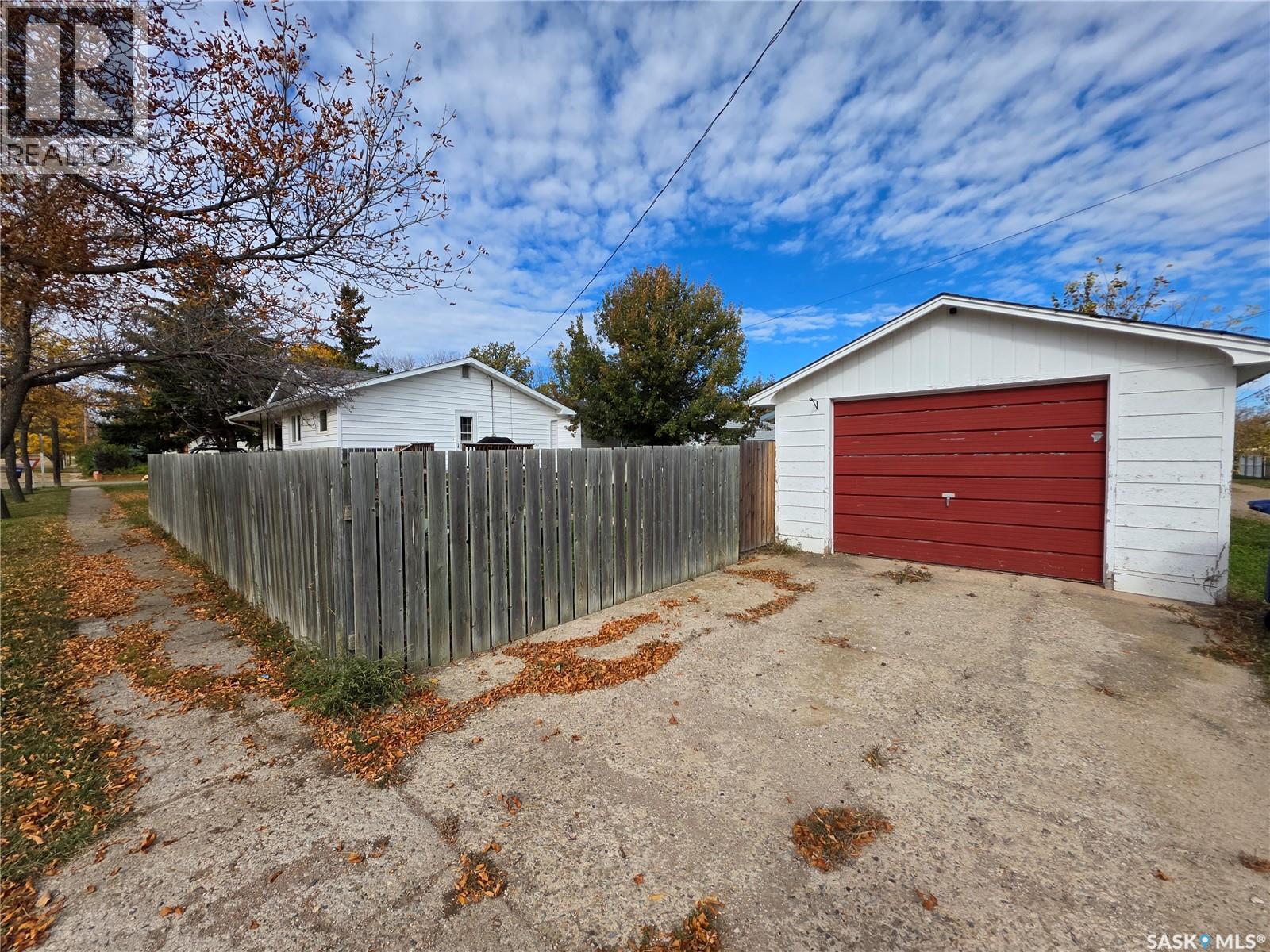 503 Thompson Street Property Photo 35