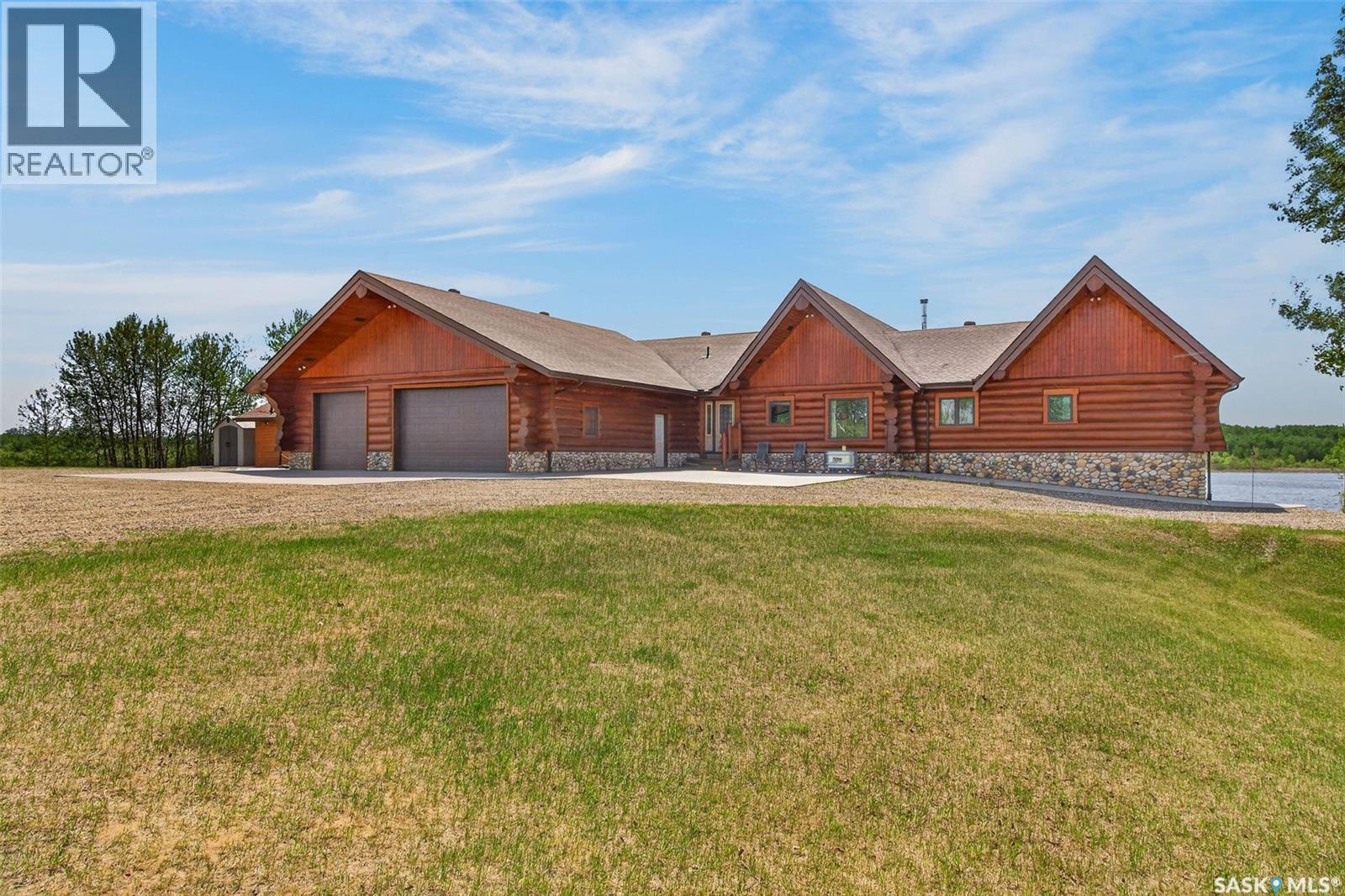Flatwater Ranch Property Photo 2