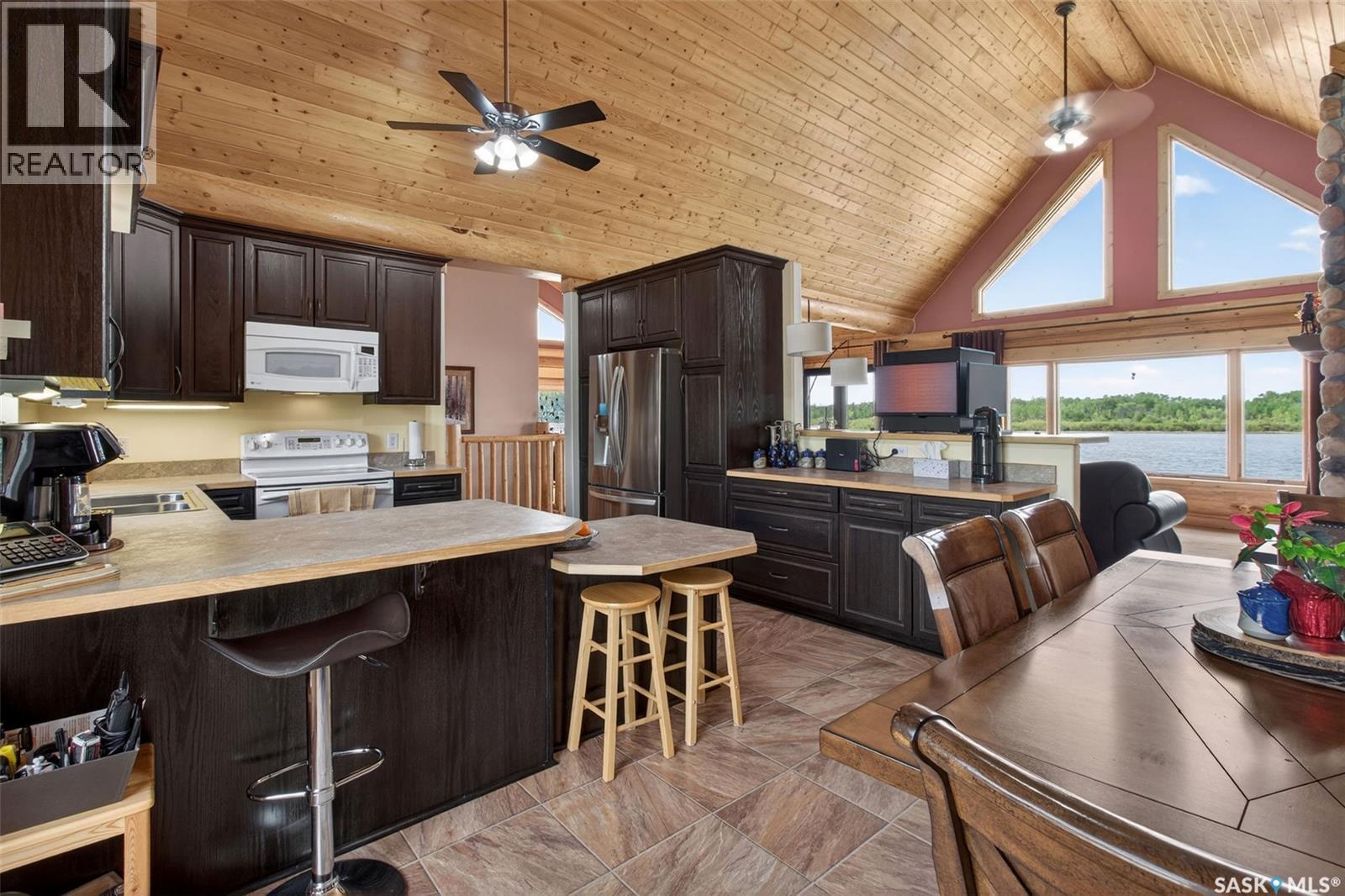 Flatwater Ranch Property Photo 10