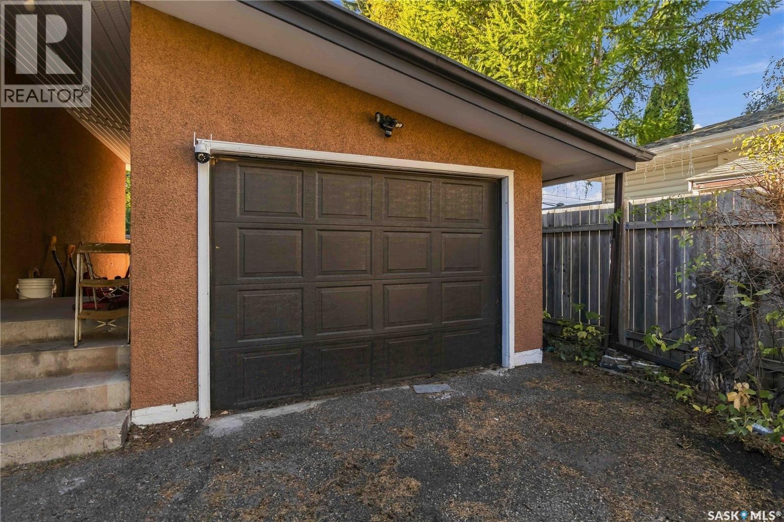 1814 Wilson Crescent Property Photo 2