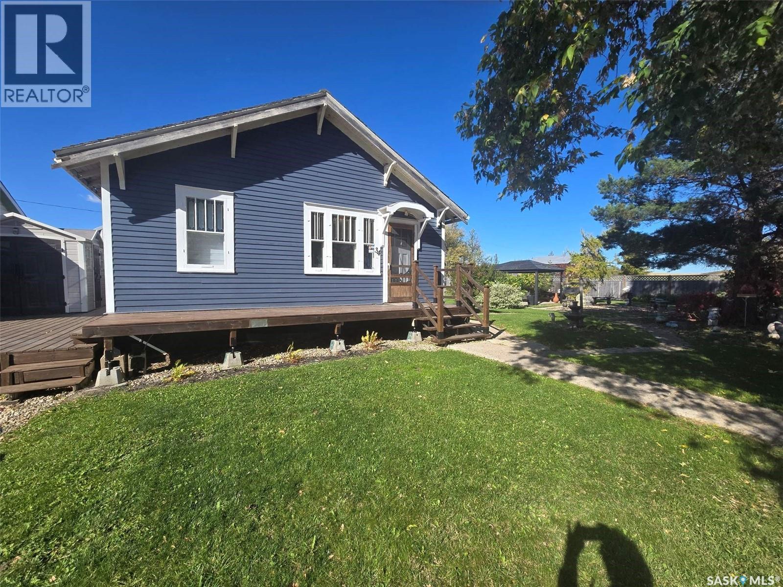 34 1st Street N Property Photo 1