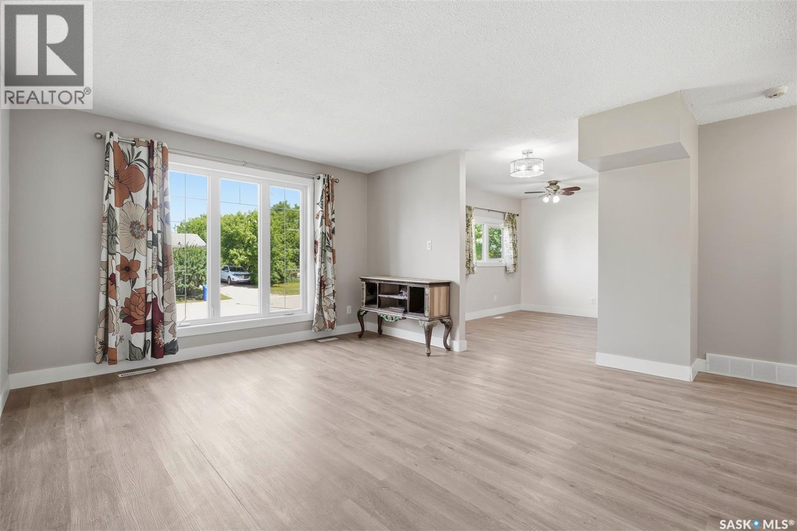 1919 14th Street W Property Photo 10