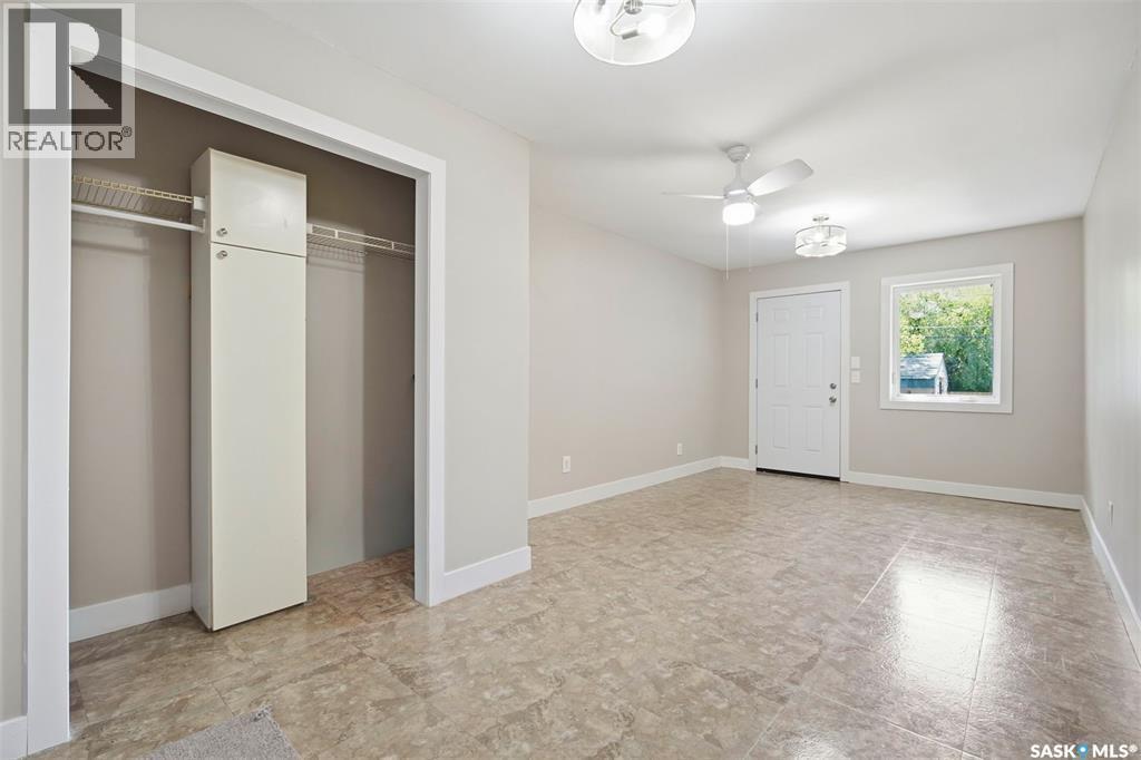 1919 14th Street W Property Photo 20