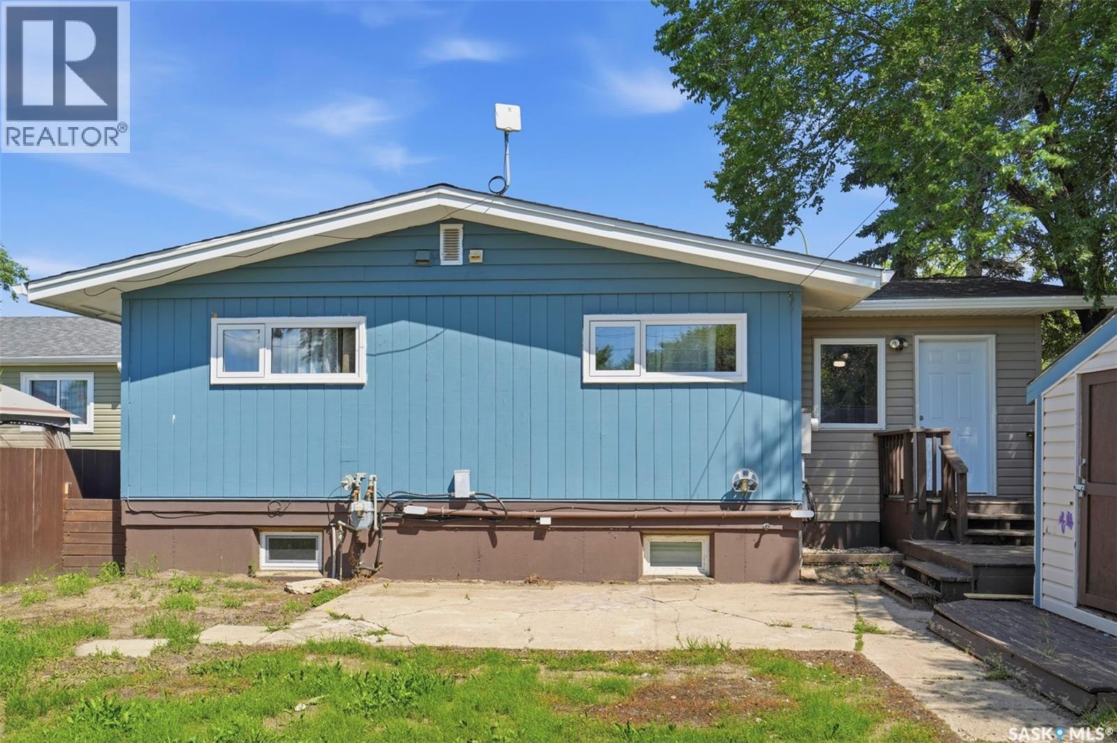 1919 14th Street W Property Photo 42