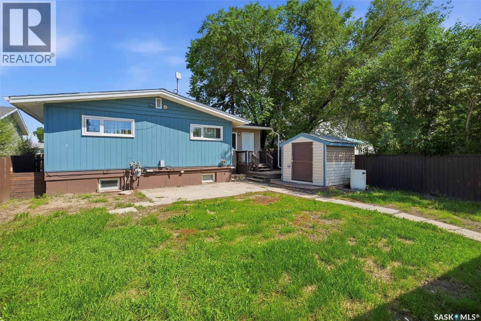 1919 14th Street W Property Photo 43