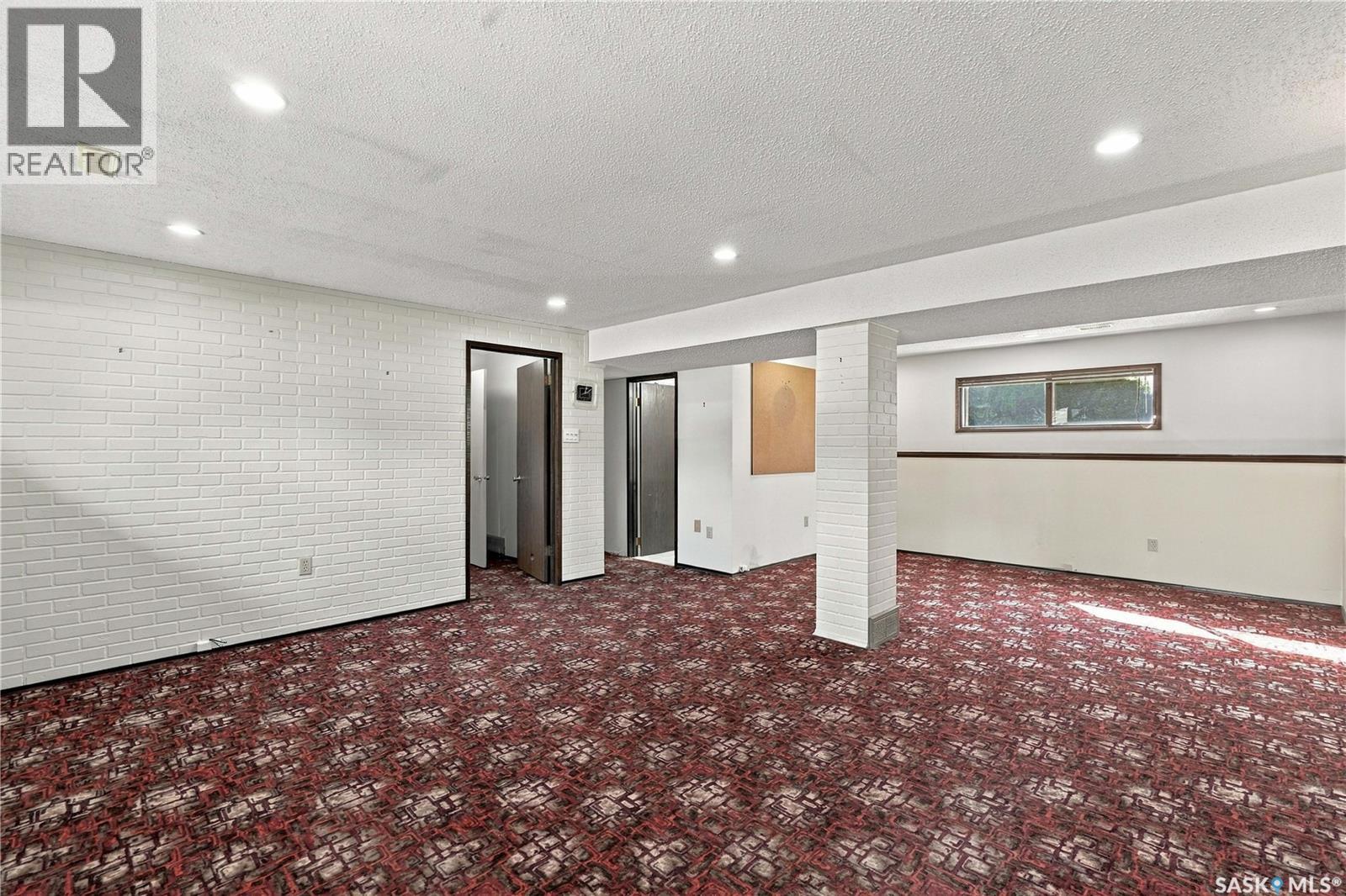 618 Priel Court Property Photo 34