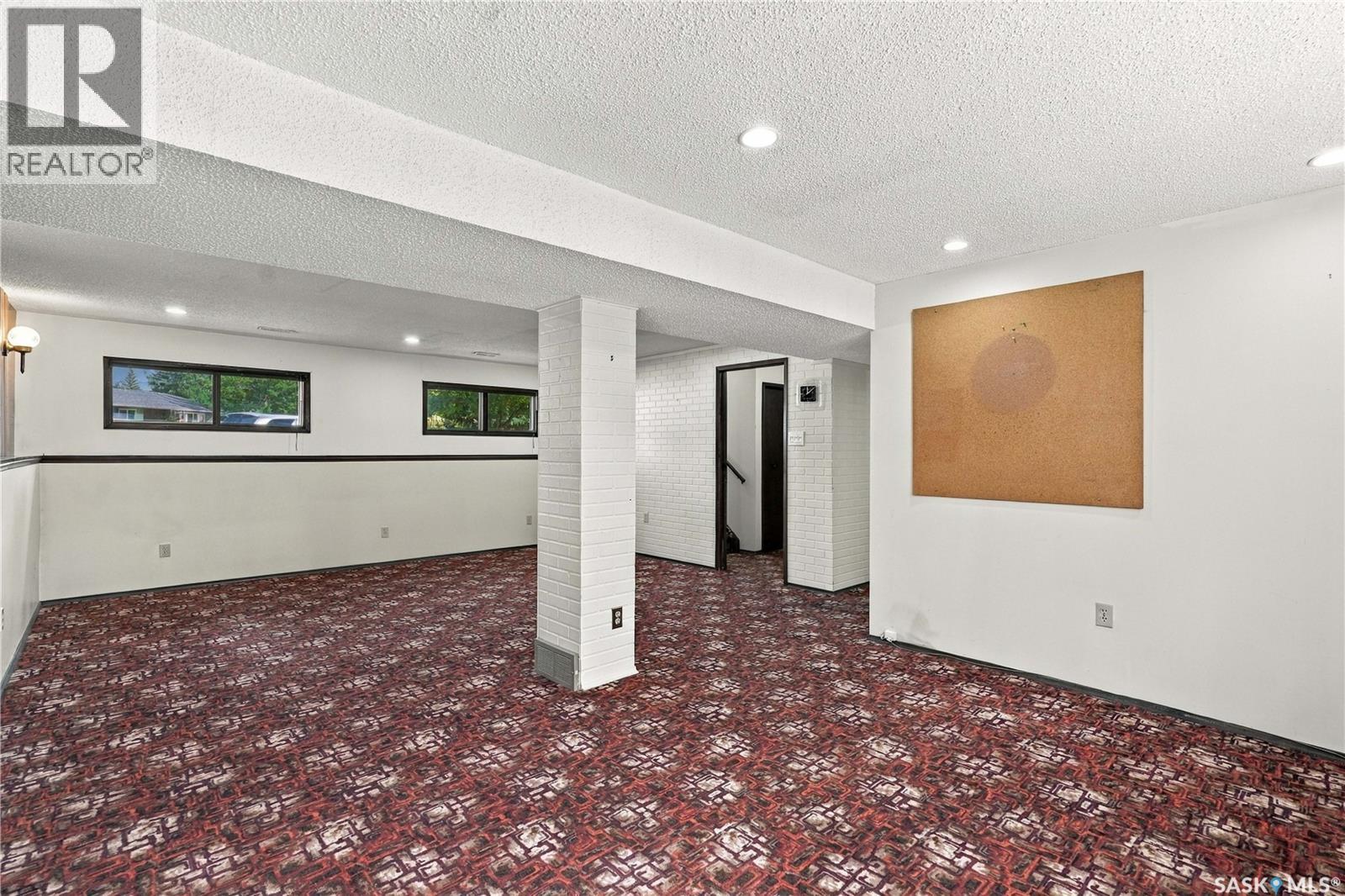 618 Priel Court Property Photo 35