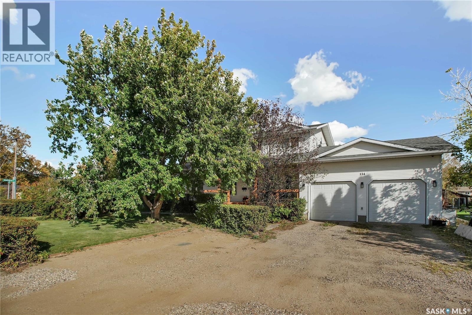 134 1st Street Property Photo 1