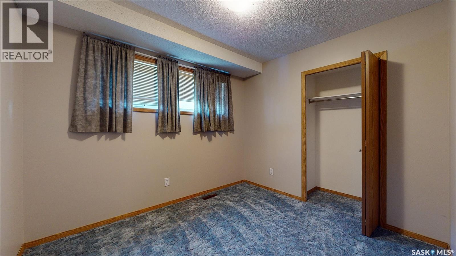 6418 Dalgliesh Drive Property Photo 17