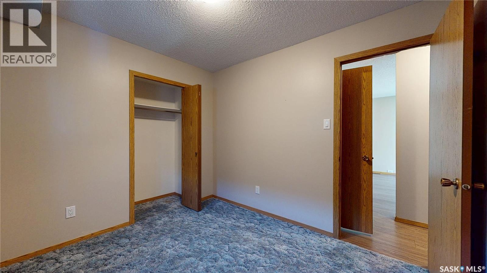 6418 Dalgliesh Drive Property Photo 19