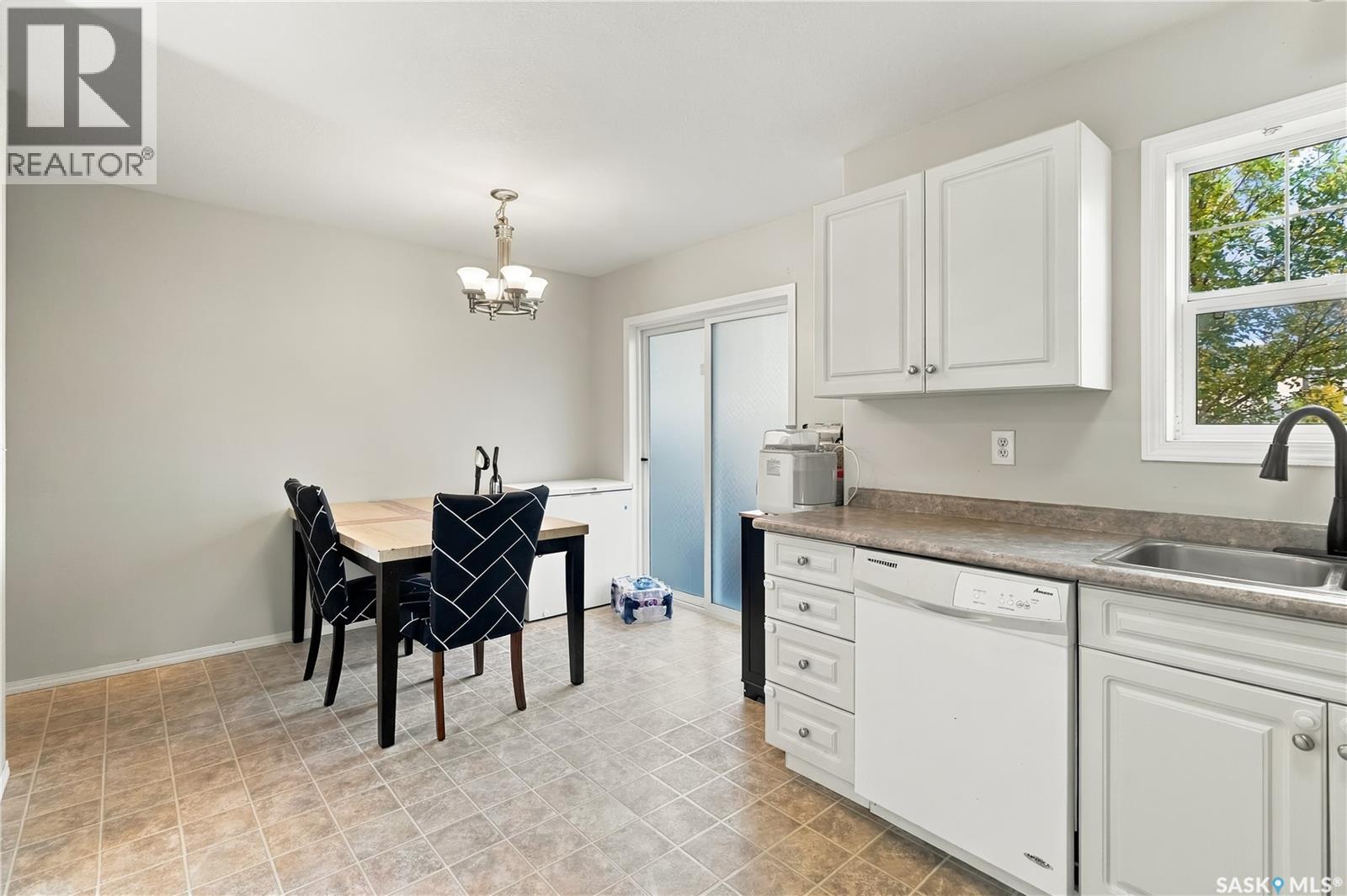115 203 Herold Terrace Property Photo 9
