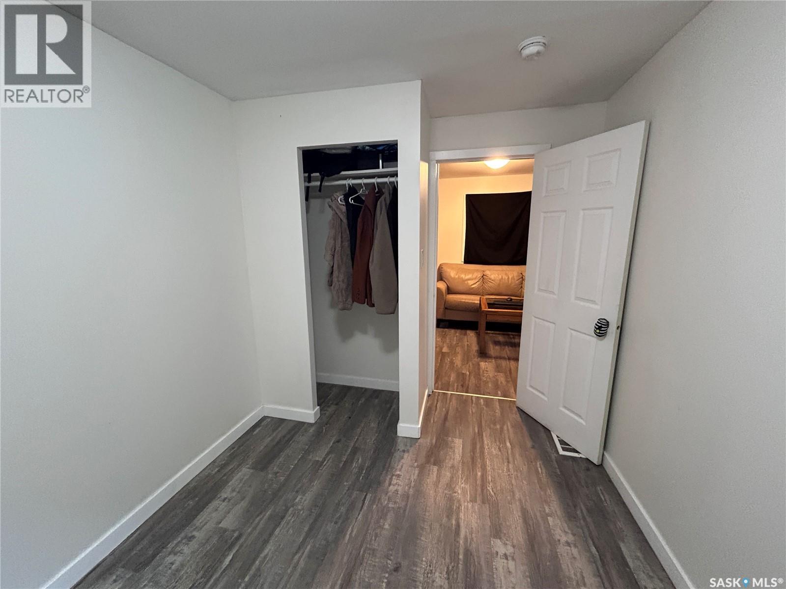 113 109th Street W Property Photo 7