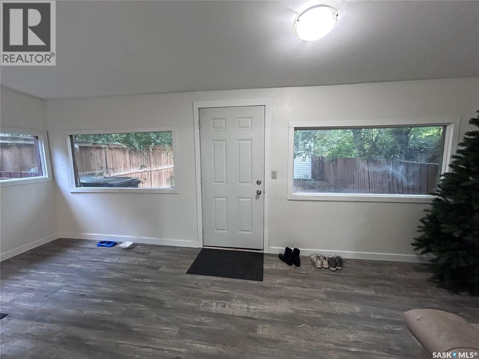 113 109th Street W Property Photo 12