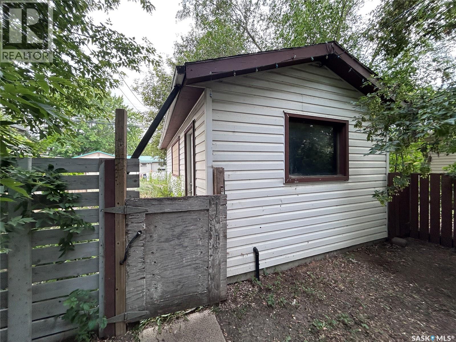 113 109th Street W Property Photo 19