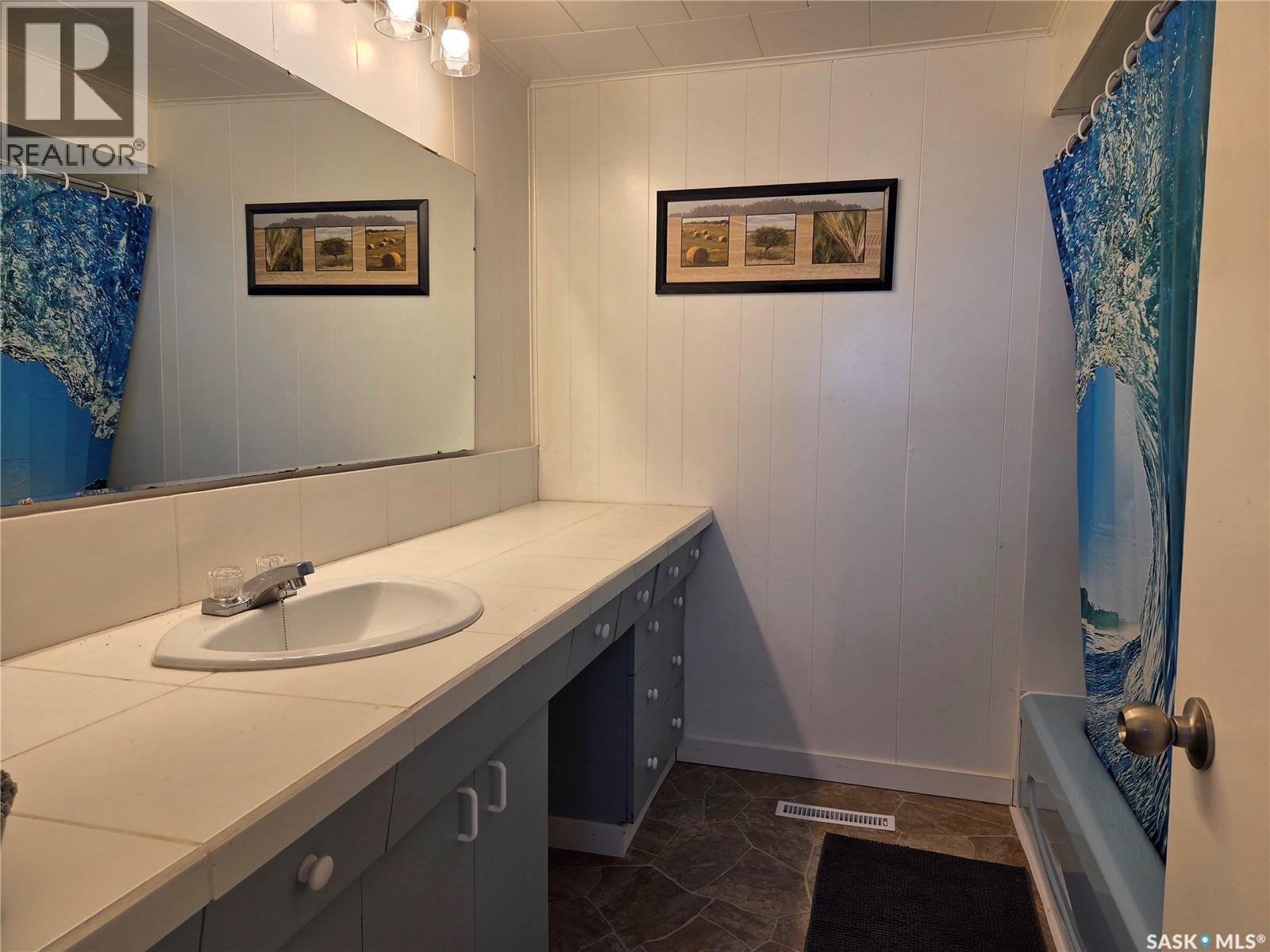 215 Kerry Street Property Photo 9