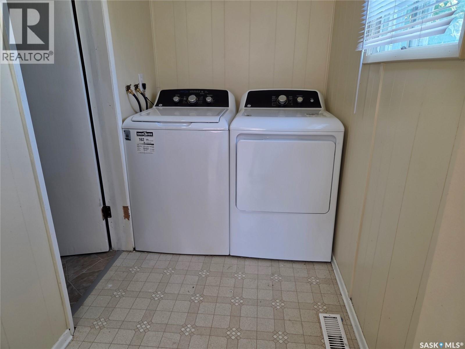 215 Kerry Street Property Photo 11