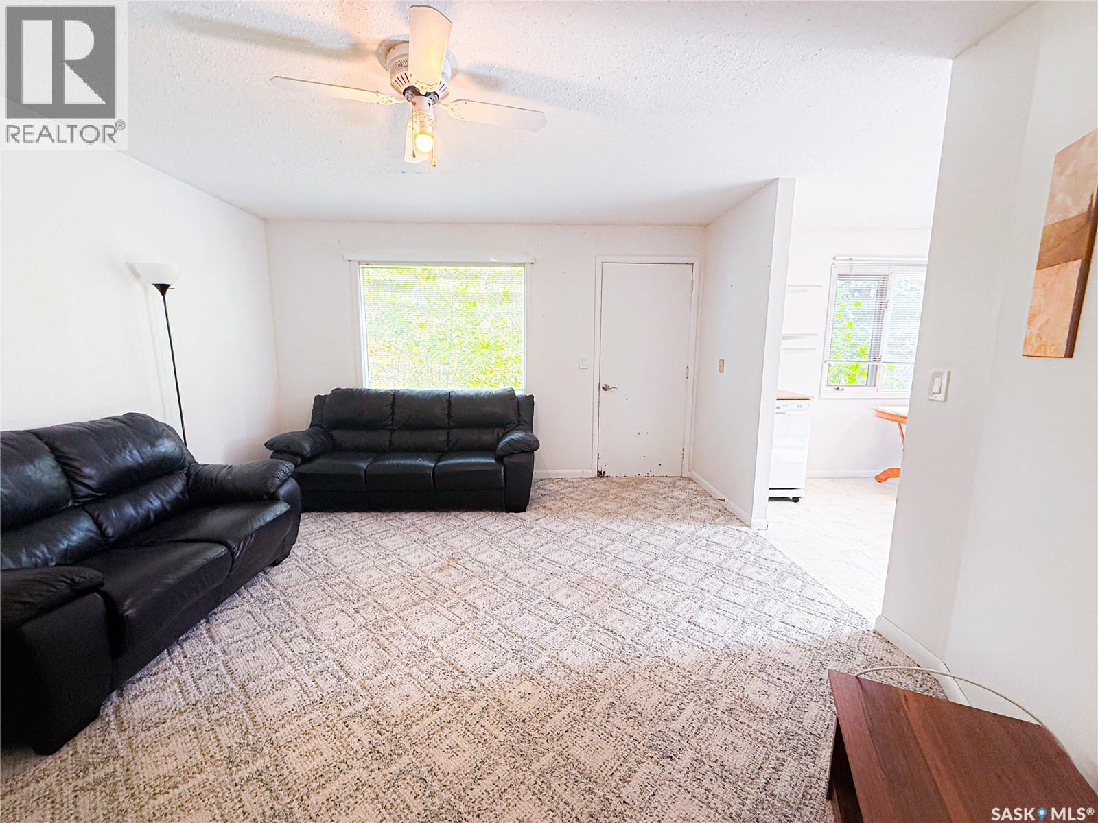 191 5th Street E Property Photo 5