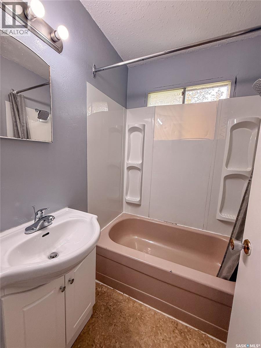 191 5th Street E Property Photo 8