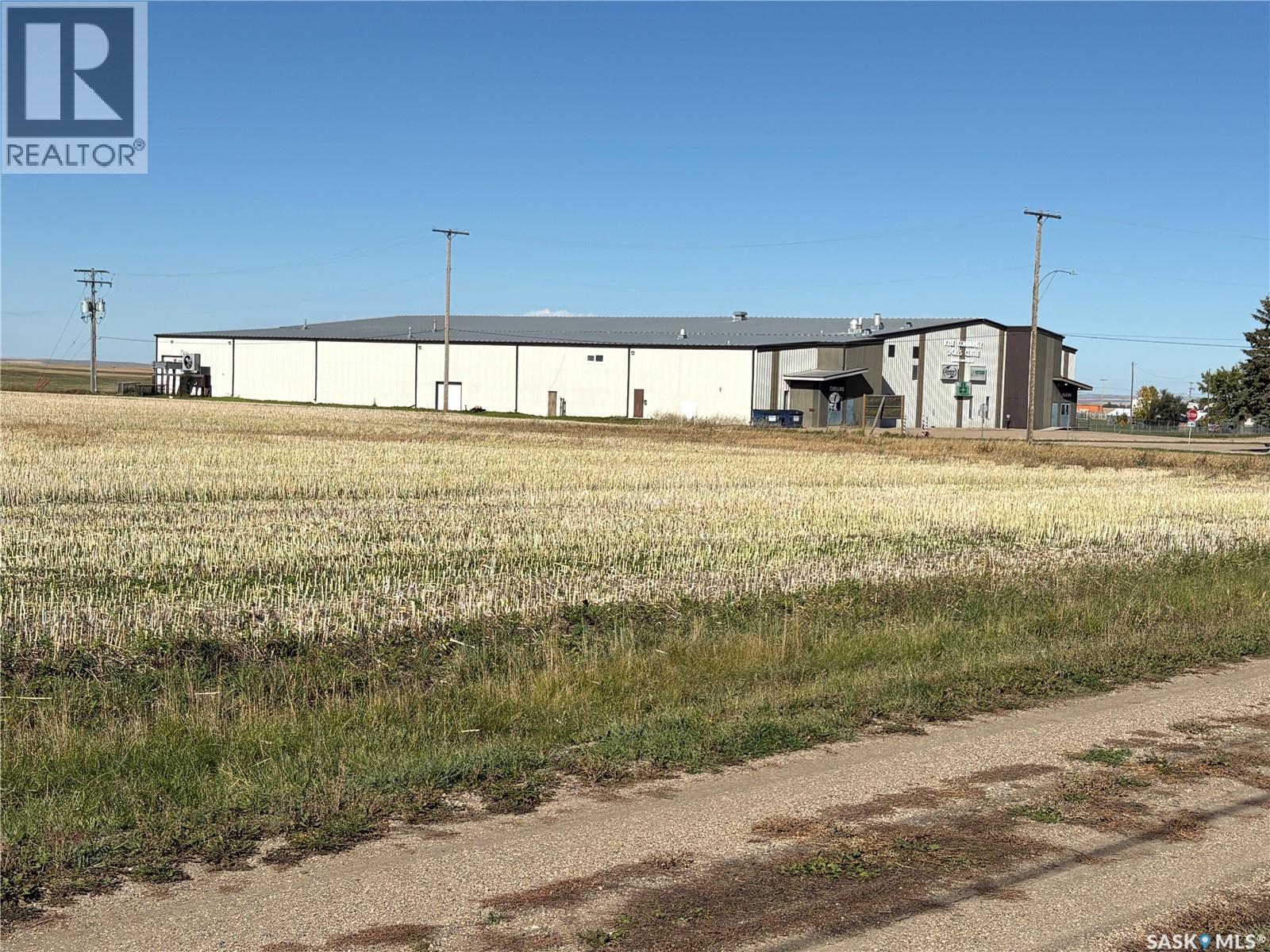 306 2nd Street W Property Photo 24