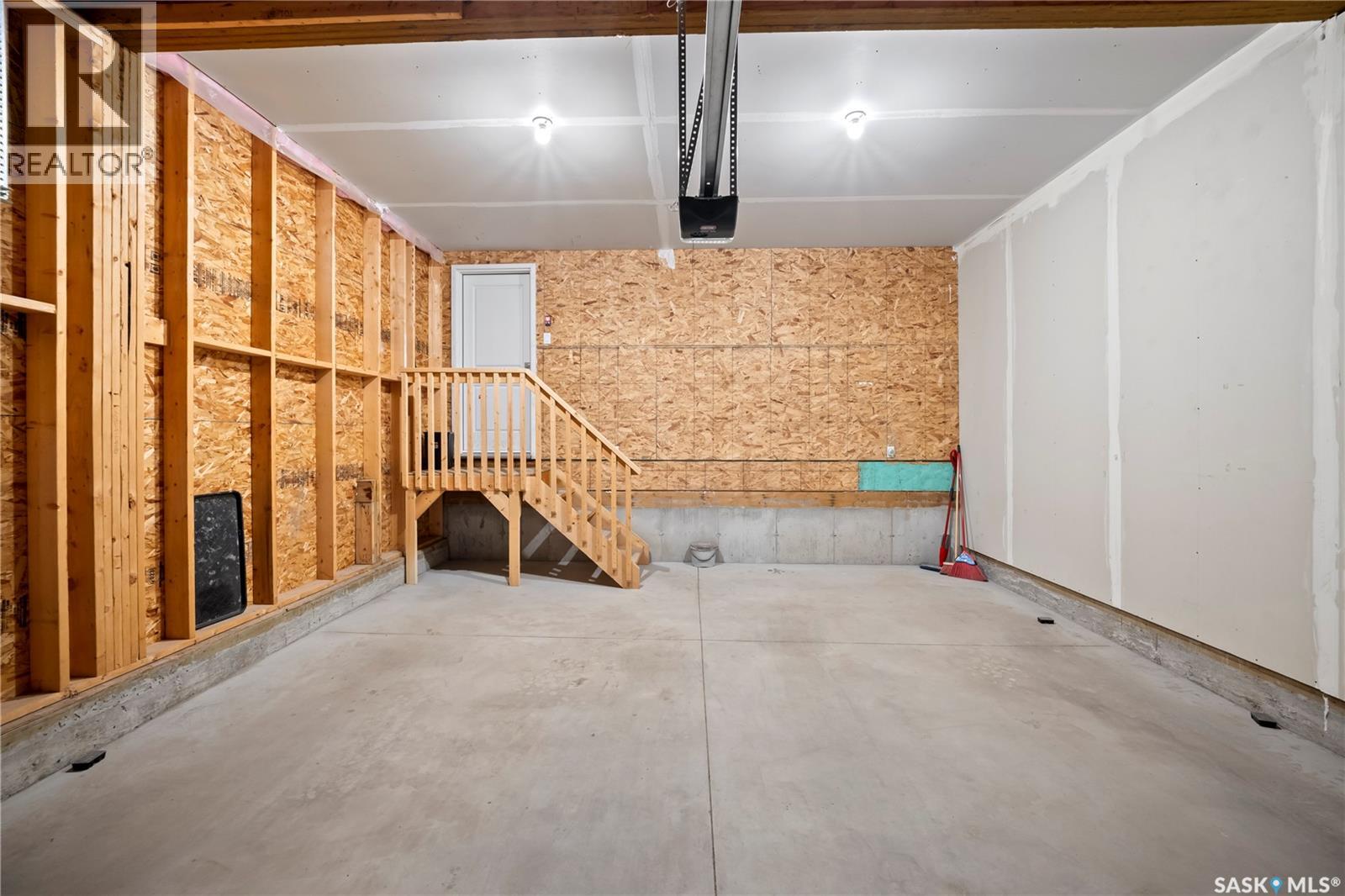 4608 Mutrie Crescent Property Photo 34