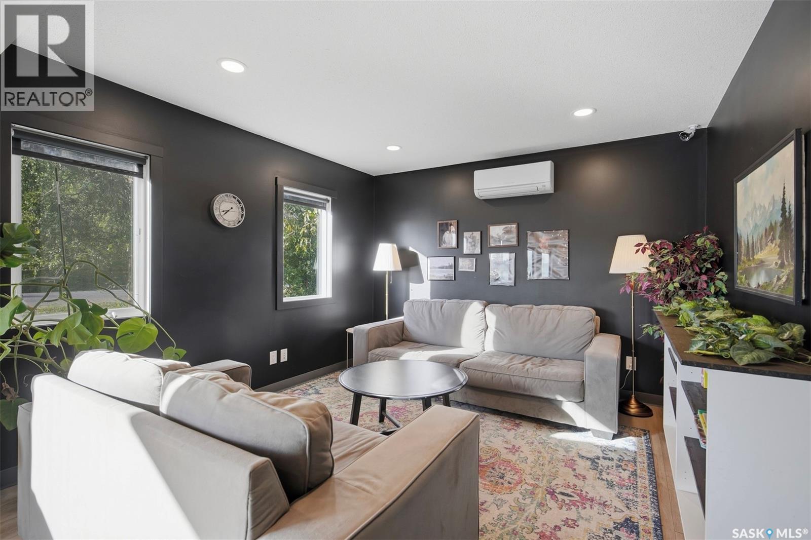 508 Railway Street E Property Photo 13