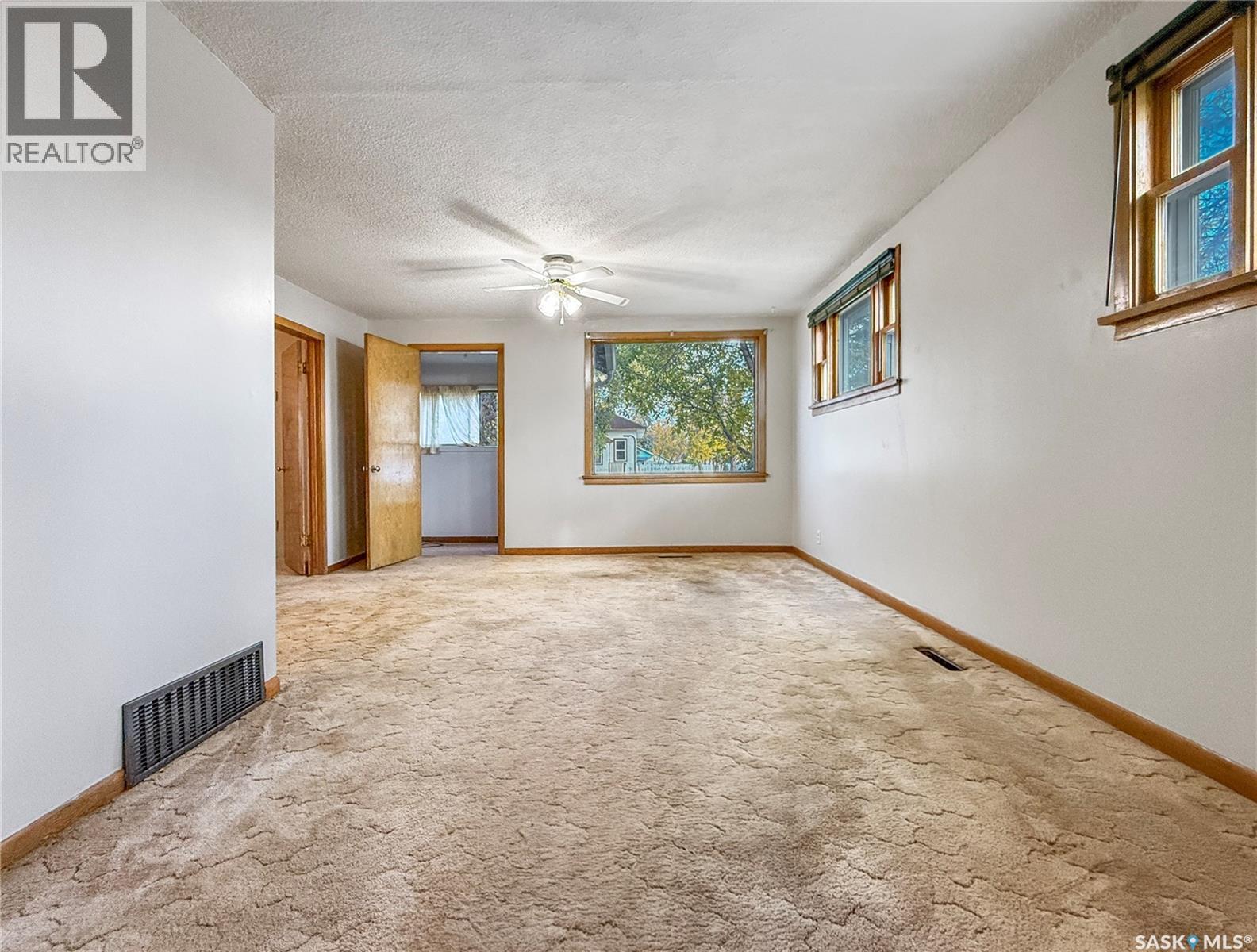 206 6th Avenue Nw Property Photo 10