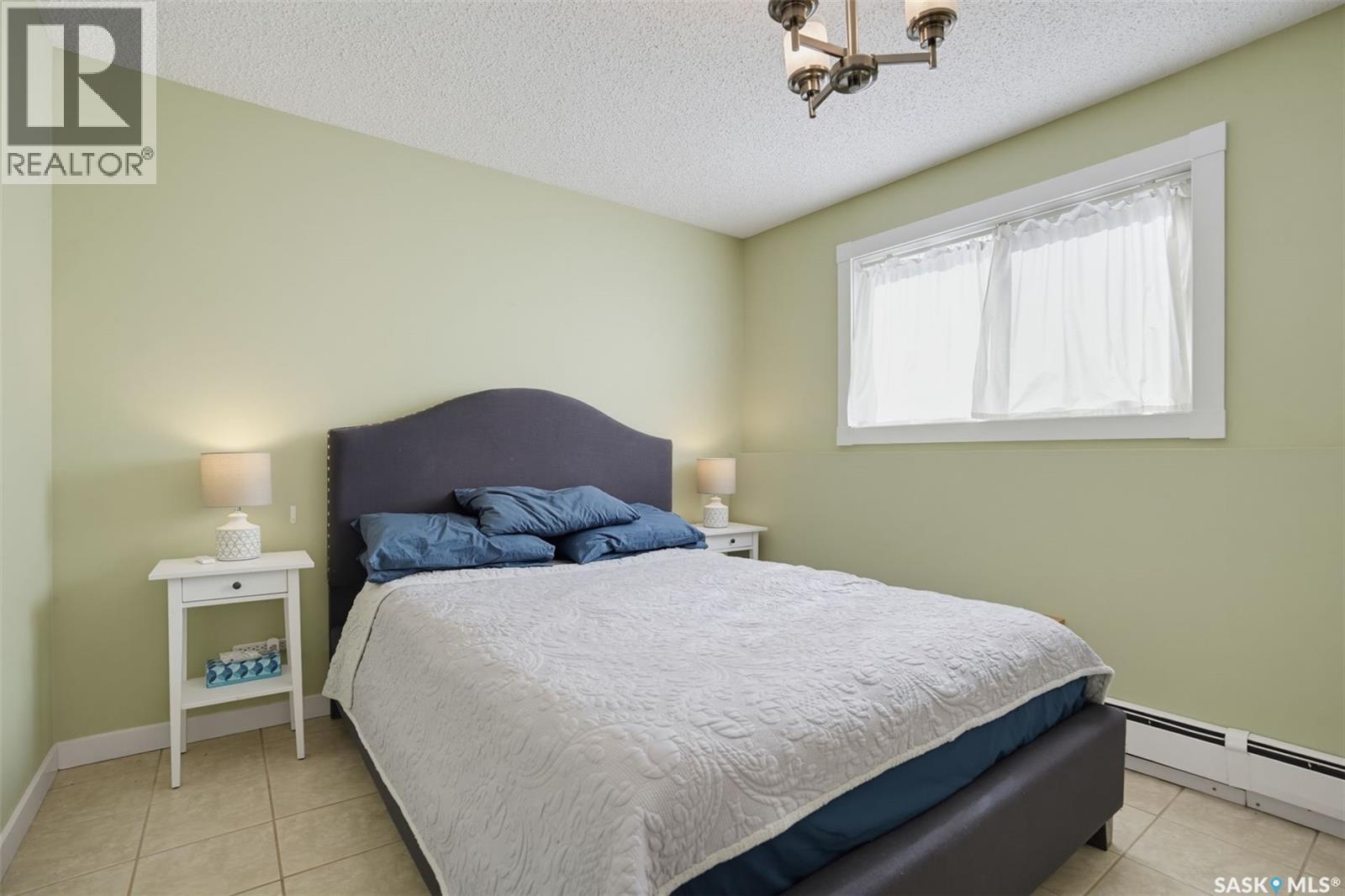 104 720 8th Street E Property Photo 13