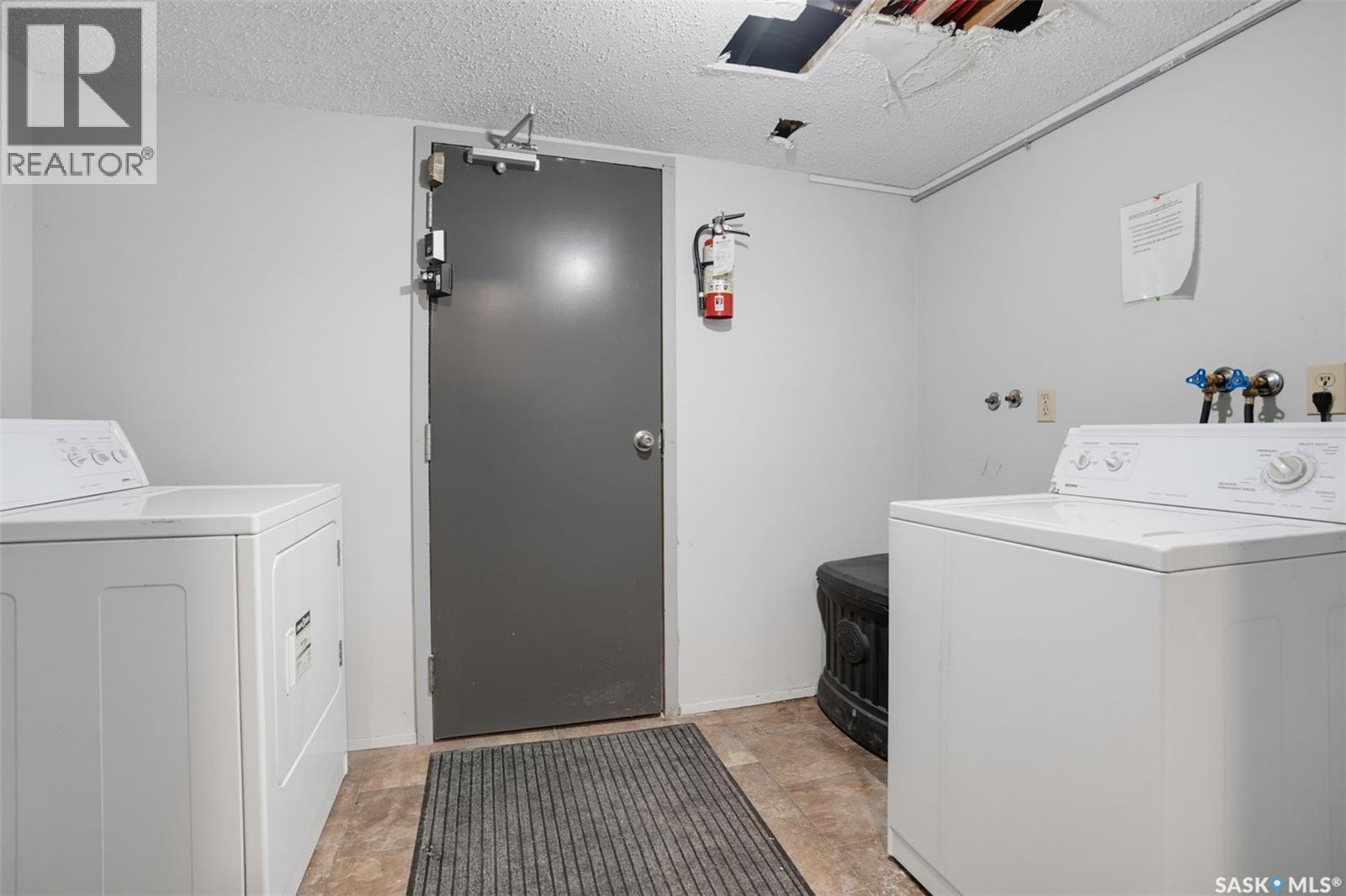 104 720 8th Street E Property Photo 17