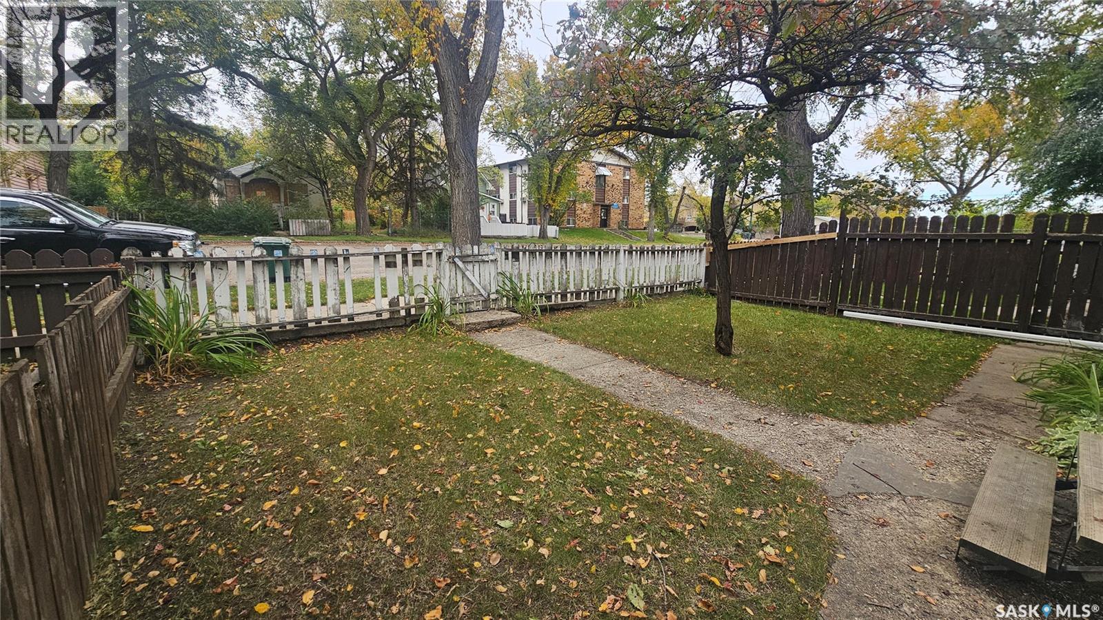 114 N Avenue S Property Photo 5