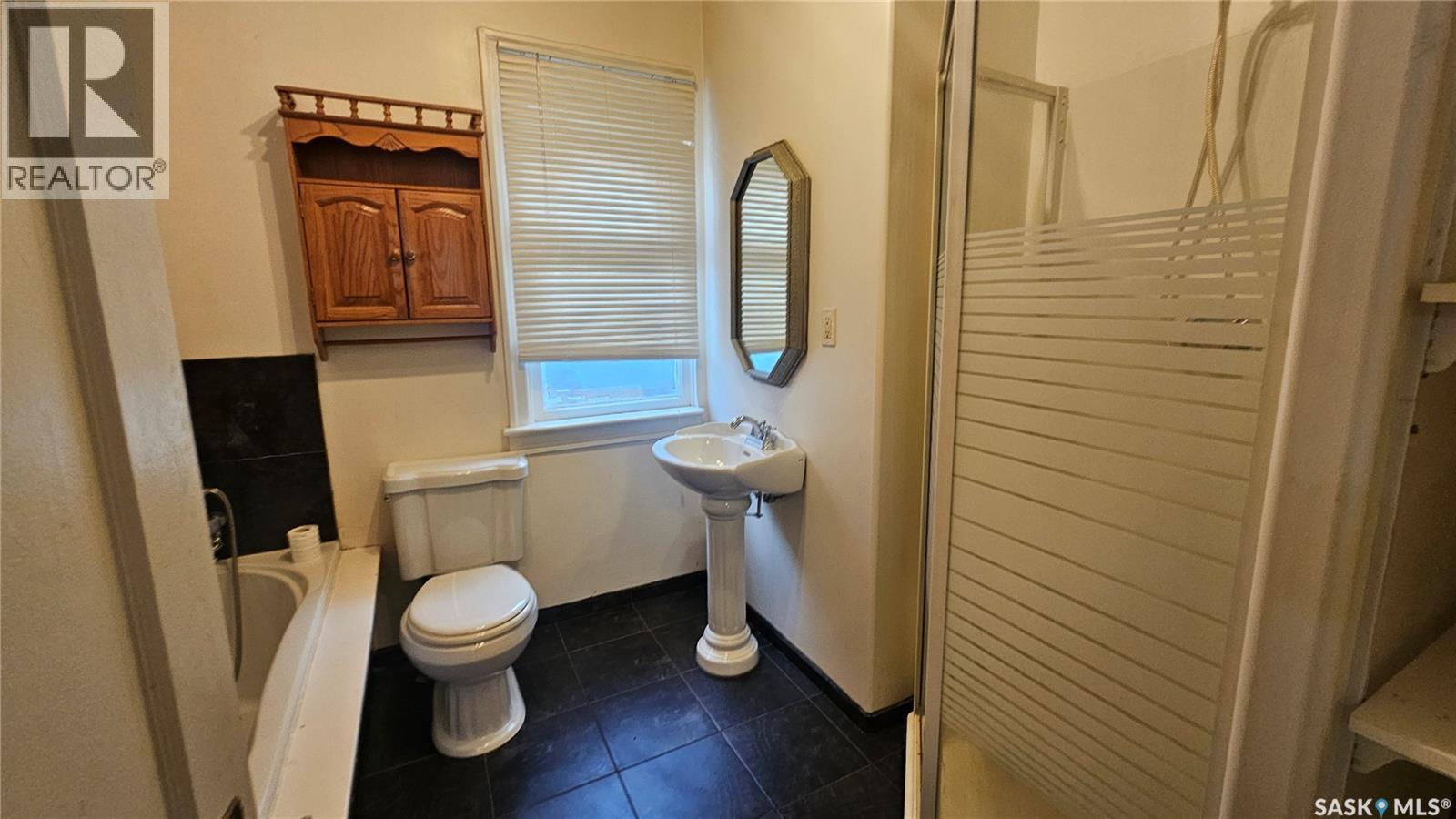 114 N Avenue S Property Photo 23