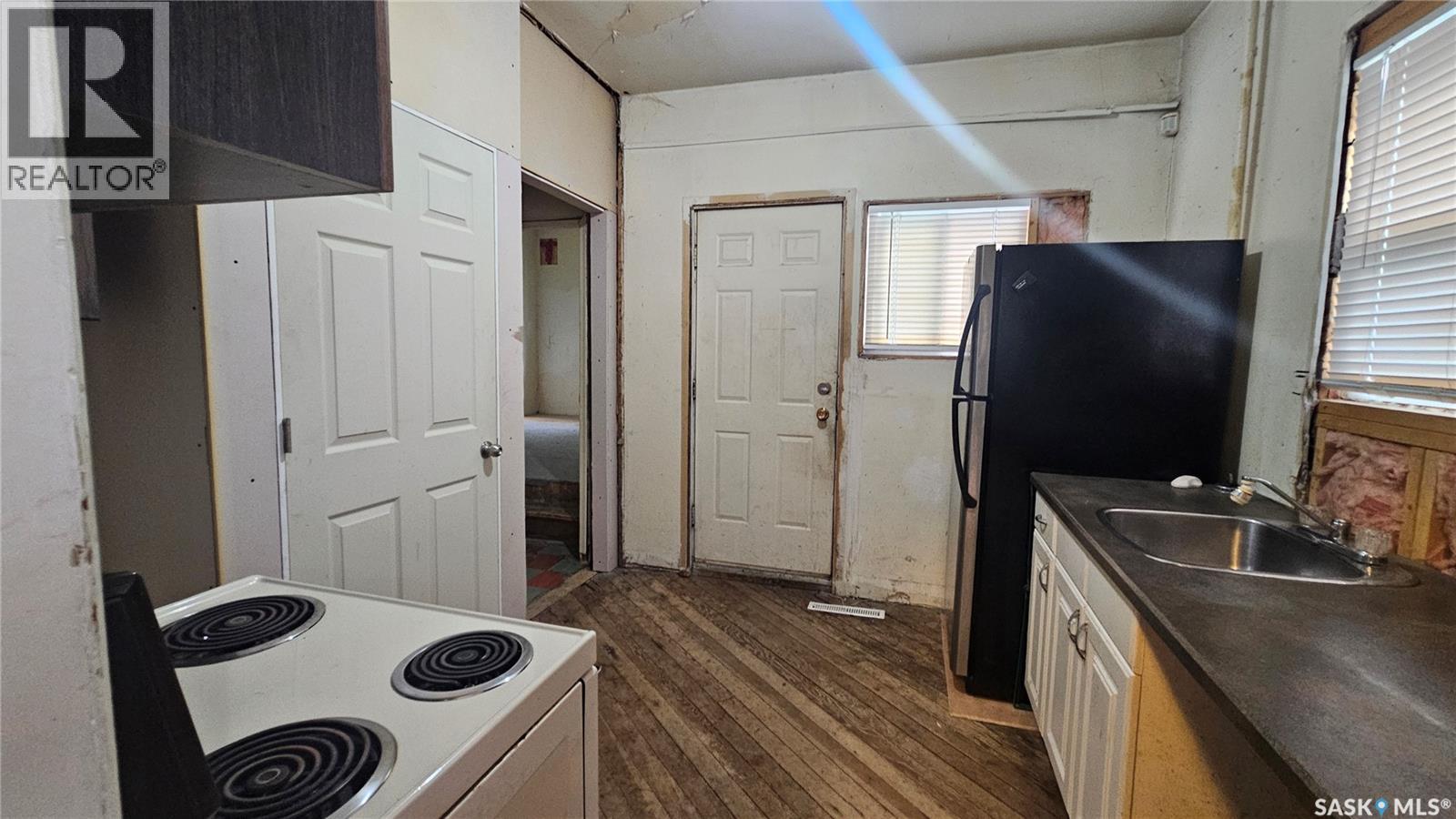 114 N Avenue S Property Photo 28