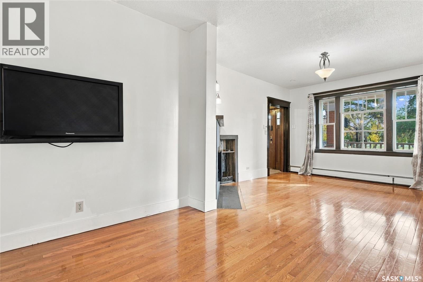 810 4th Avenue Property Photo 10
