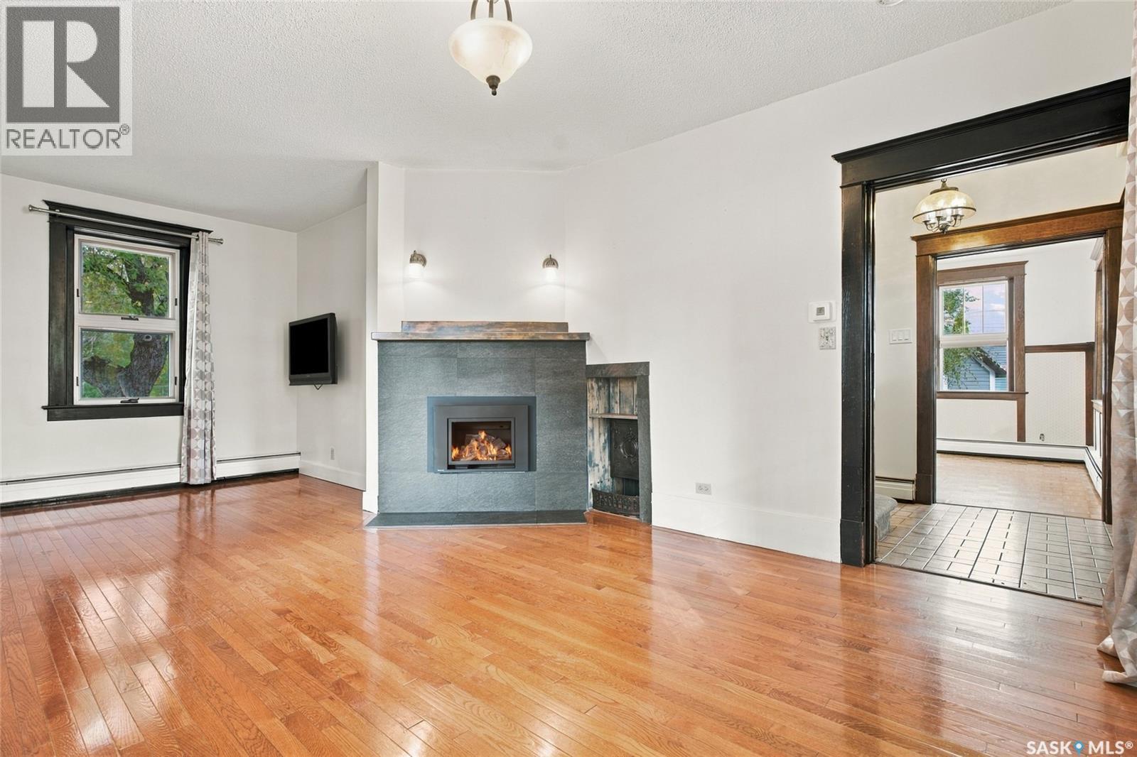 810 4th Avenue Property Photo 11