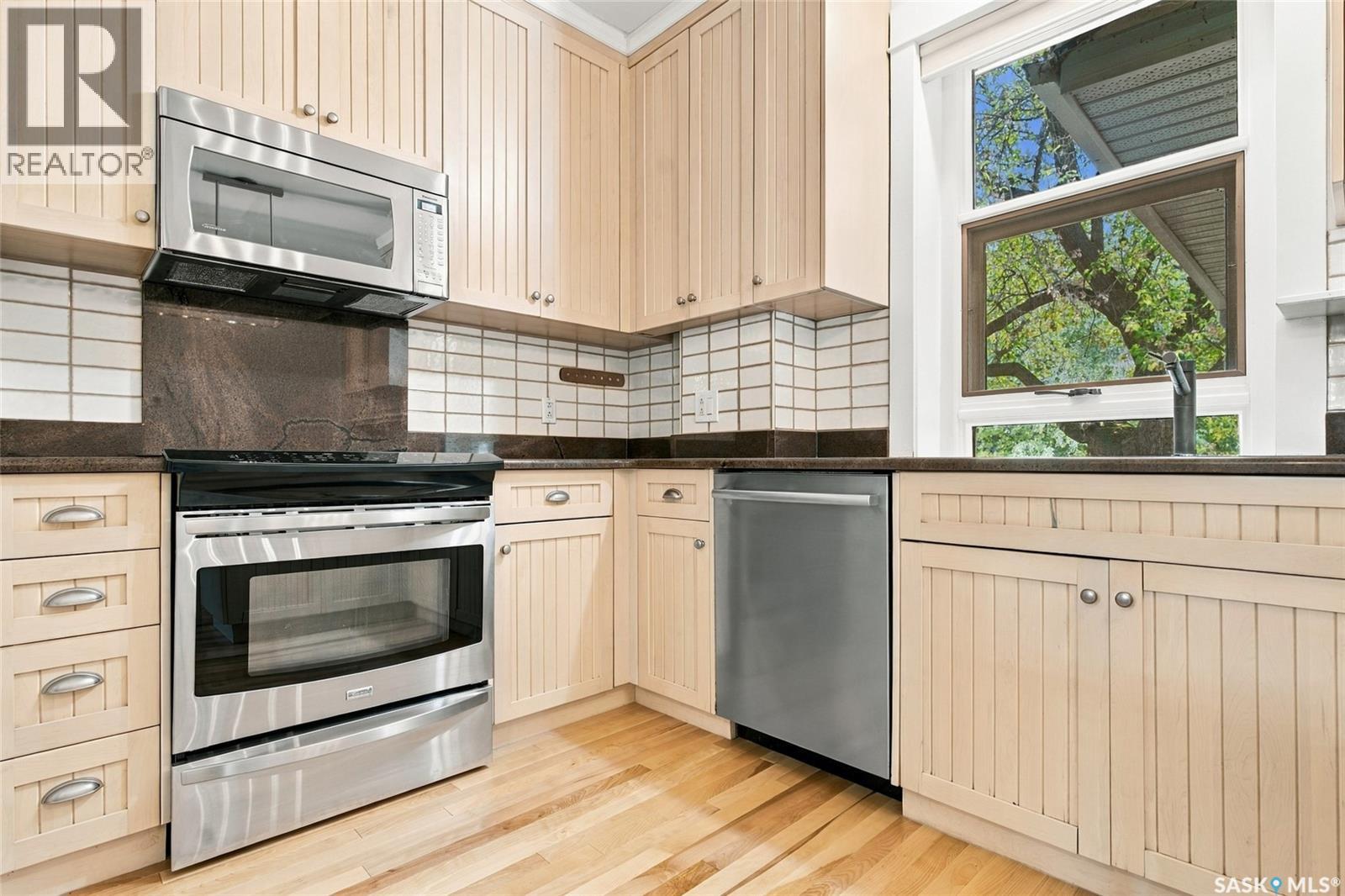 810 4th Avenue Property Photo 13