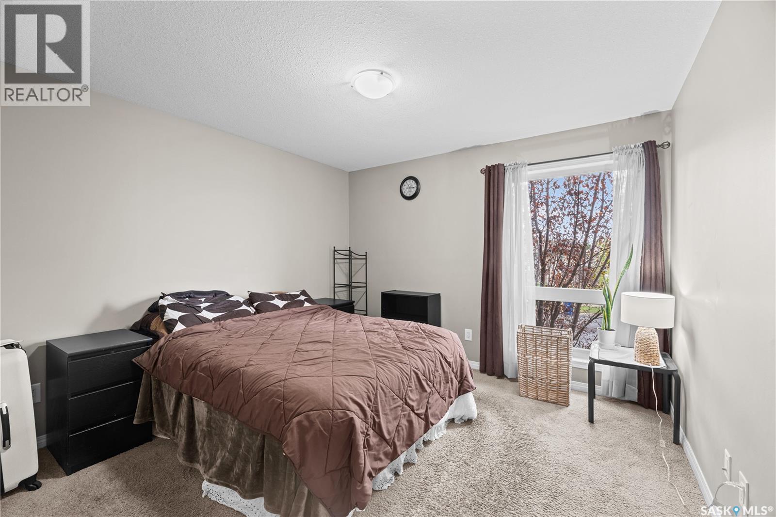 1111 102 Willis Crescent Property Photo 29