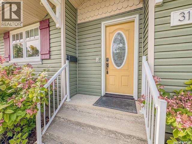 31 Burke Crescent Property Photo 2