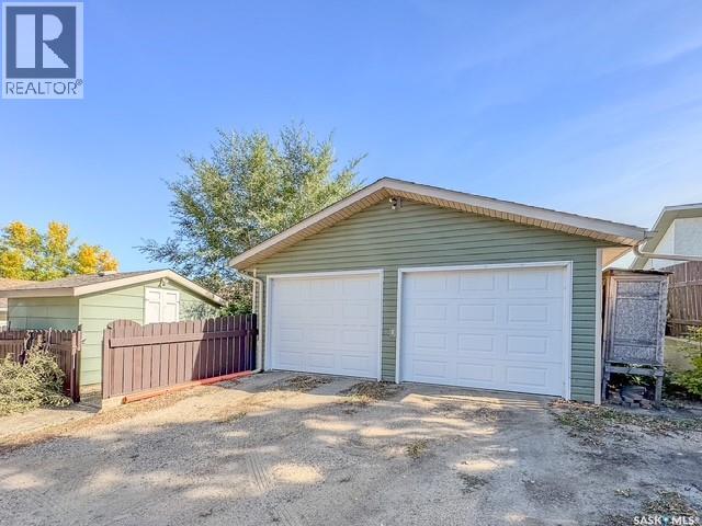 31 Burke Crescent Property Photo 33