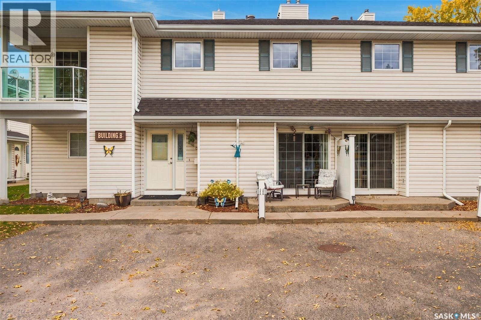 5440 Rochdale Boulevard Property Photo 4