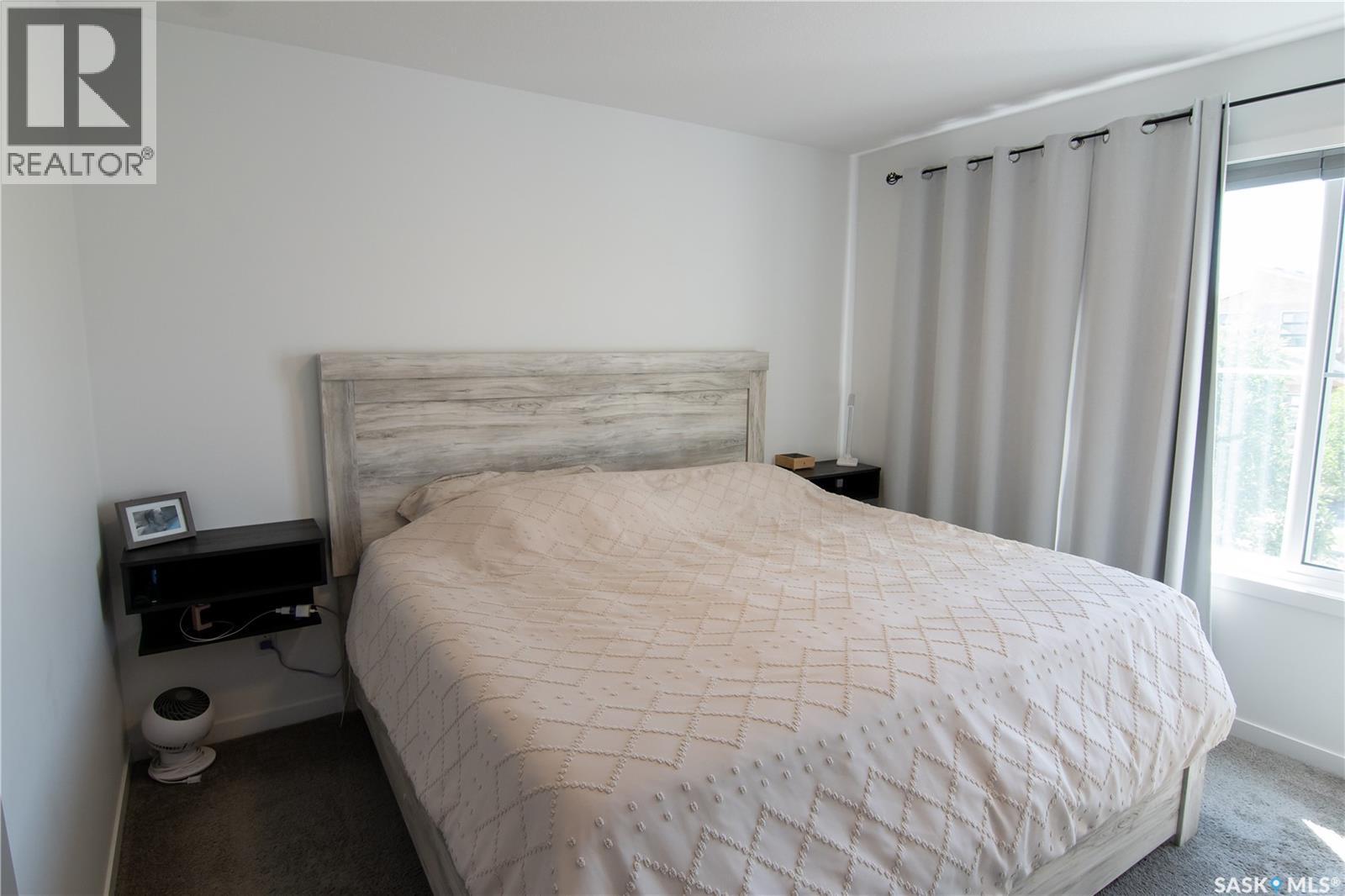5148 Buckingham Drive E Property Photo 12