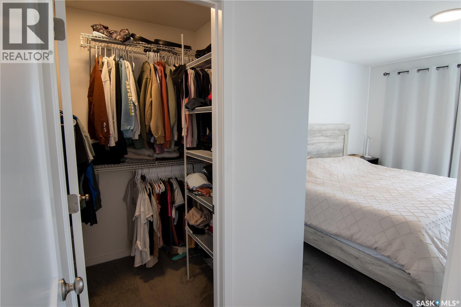 5148 Buckingham Drive E Property Photo 14