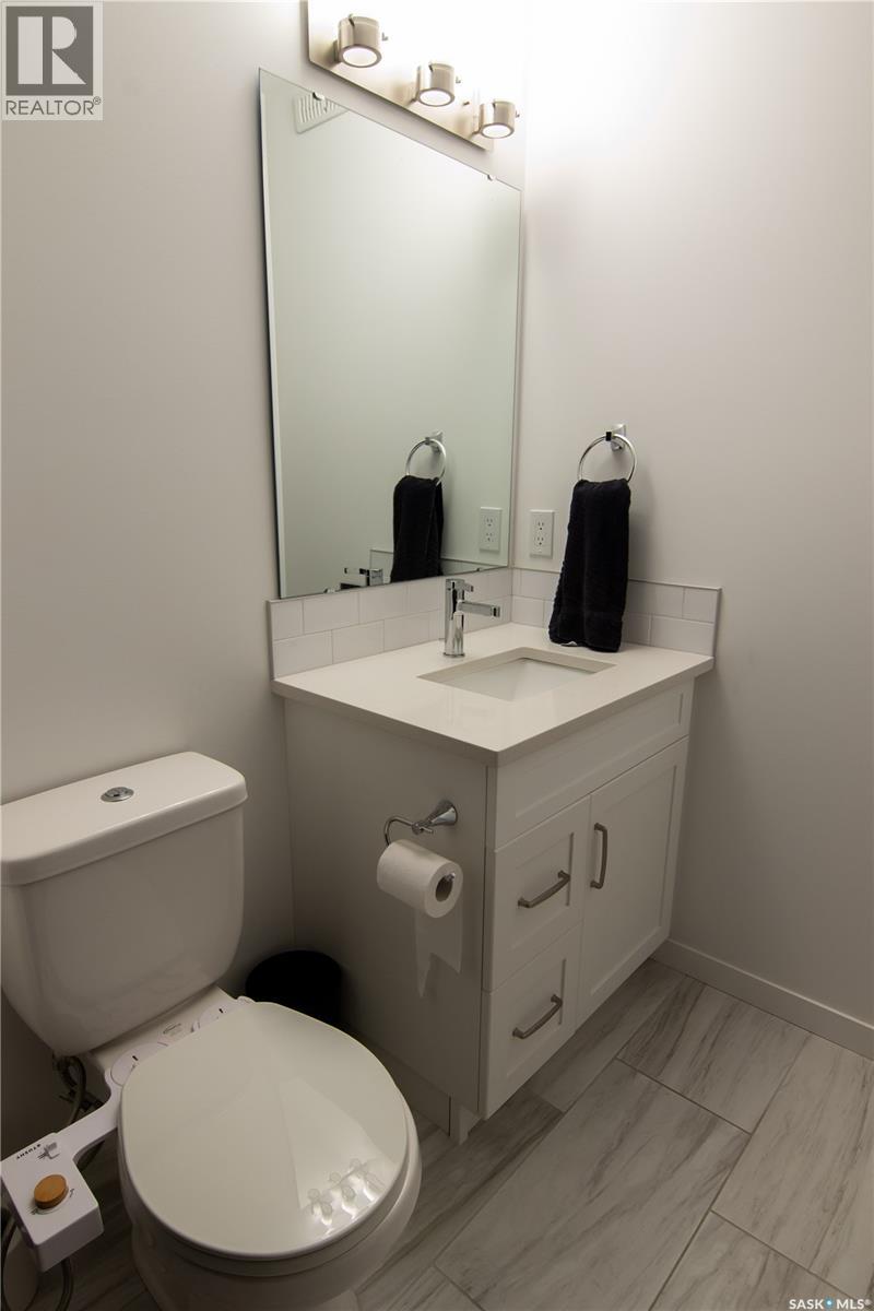 5148 Buckingham Drive E Property Photo 18