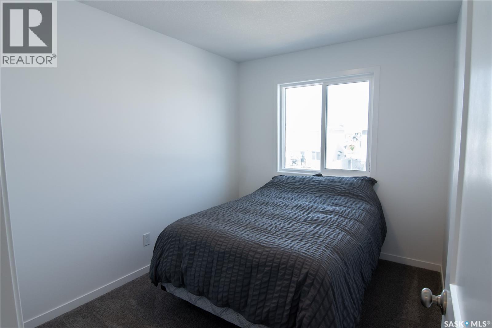 5148 Buckingham Drive E Property Photo 20
