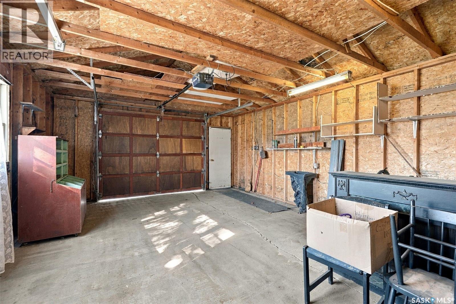 308 2nd Avenue S Property Photo 34