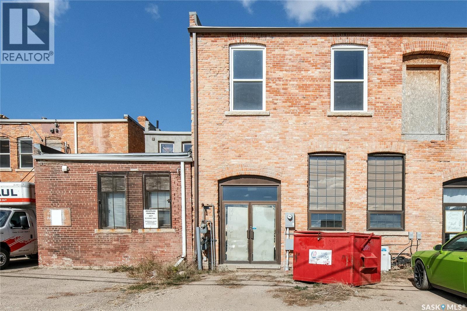 45 High Street W Property Photo 48